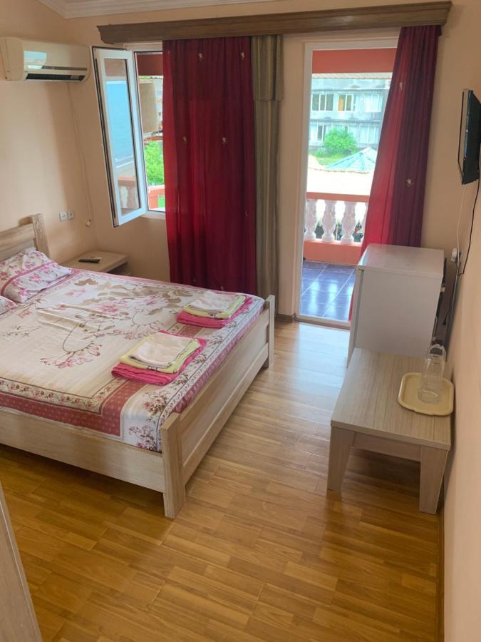 Guest House Rusalka Koboeleti Buitenkant foto