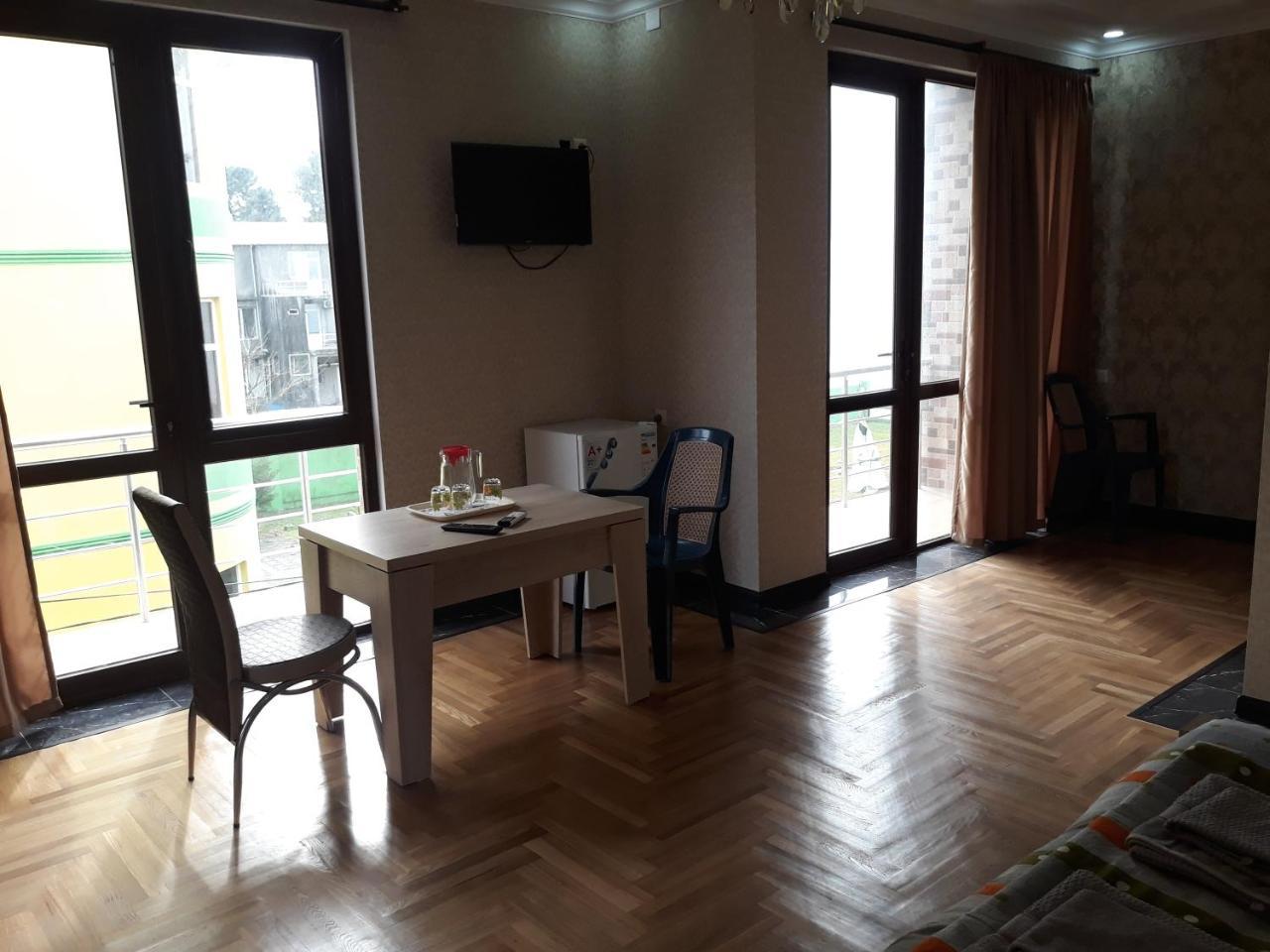 Guest House Rusalka Koboeleti Buitenkant foto